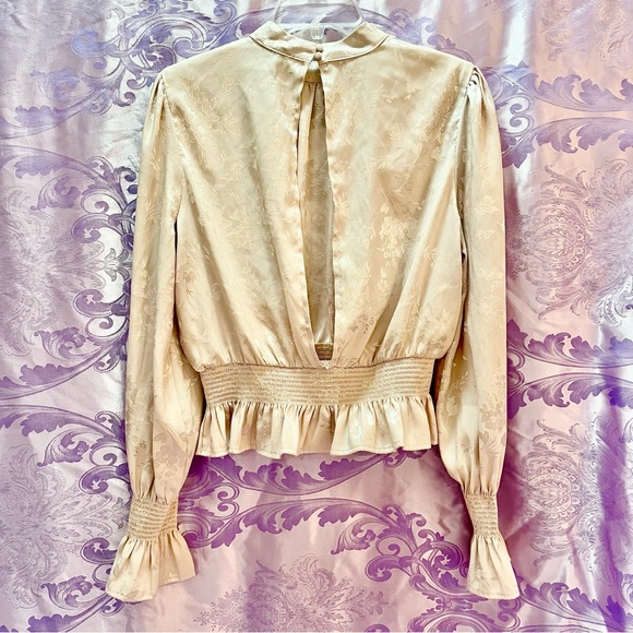 Floral Satin Peplum Blouse - Picture 4 of 8